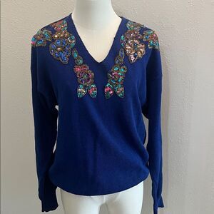 Victoria Harbour Elegant Embroidered V-Neck Sweater - Navy Blue